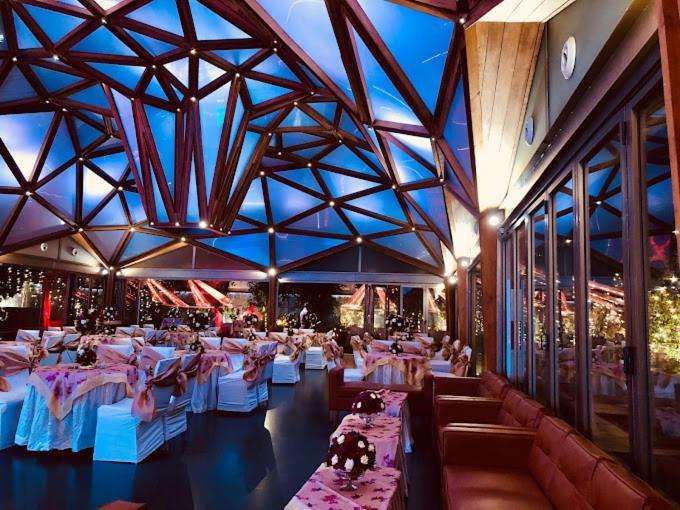 Hotel Crystal Palace Meerut Exterior foto